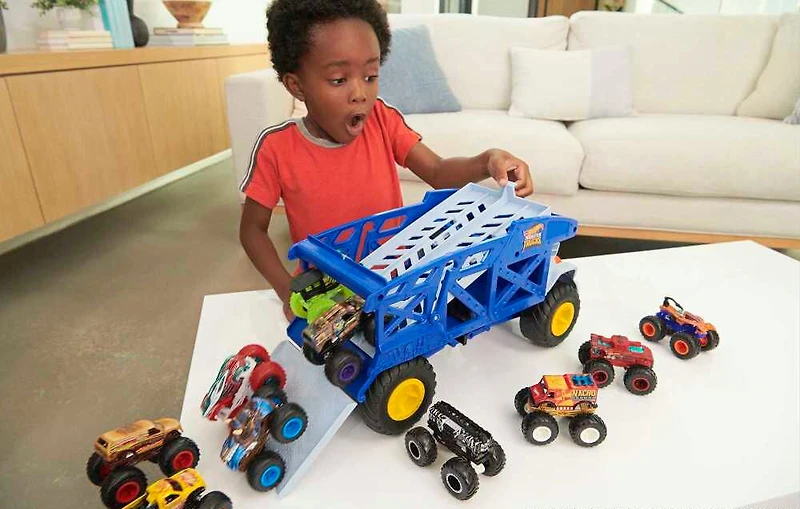 Hot Wheels -  Monster Trucks - Transporteur monstre Monster Trucks - Rhino Rig
