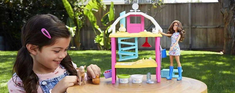 Barbie Hatch and Gather Egg Farm