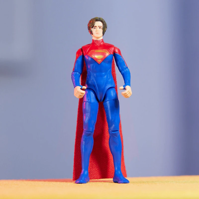 DC Comics, figurine articulée Supergirl de 10 cm et 2 accessoires, objets à collectionner du film Flash