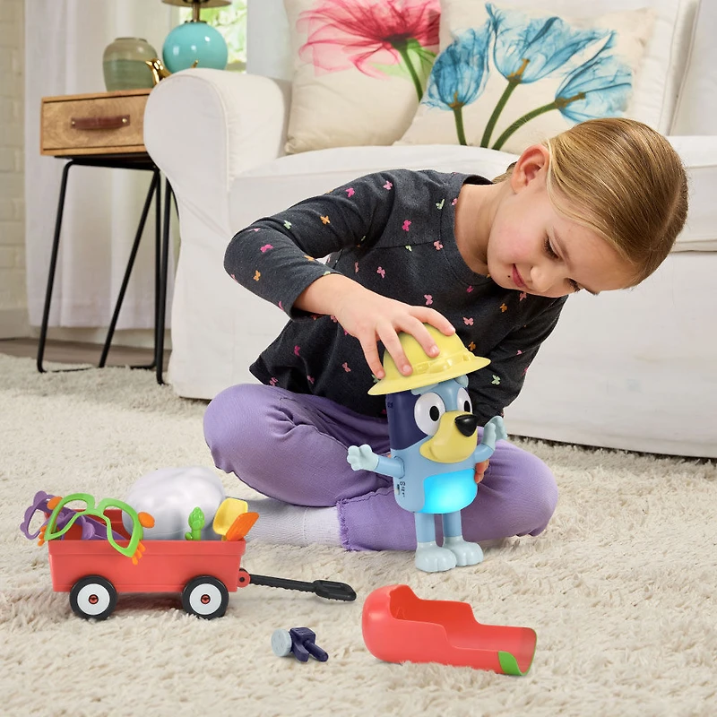 VTech Bluey Dress Up Bluey - Édition anglaise