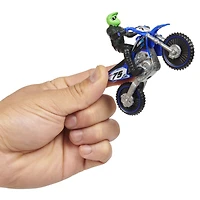 Supercross, Authentic Josh Hill 1:24 Scale Die-Cast Motorcycle with Rider Figure