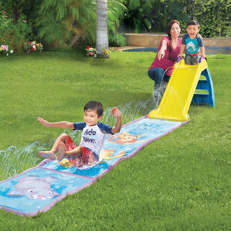 Premier toboggan aquatique et non aquatique de Little Tikes