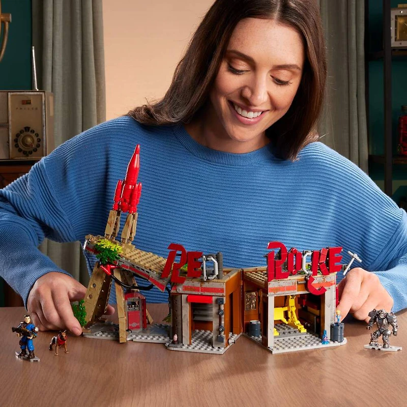 MEGA Fallout Red Rocket Building Toy Kit