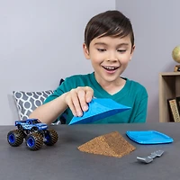 Coffret débutant Monster Dirt Blue Thunder, avec 226 g (8 oz) de Monster Dirt et un monster truck Monster Jam.