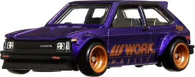 Hot Wheels Car Culture Circuit Legends 81 Toyota Starlet Kp61 Vehicle