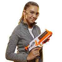 Nerf Ultra - Blaster Four, 4 fléchettes Nerf Ultra, tire une fléchette à la fois