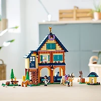 LEGO Friends Le centre équestre dans la forêt 41683 (511 pièces)