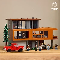 LEGO Ideas Twilight The Cullen House - Collectible Set for Adults 18+ - DIY Craft for Movie Fans - 21354
