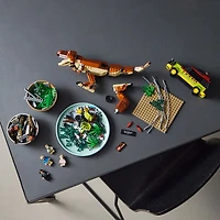 LEGO Jurassic Park L'évasion du T. rex 76956 Ensemble de construction (1 212 pièces) - Notre exclusivité