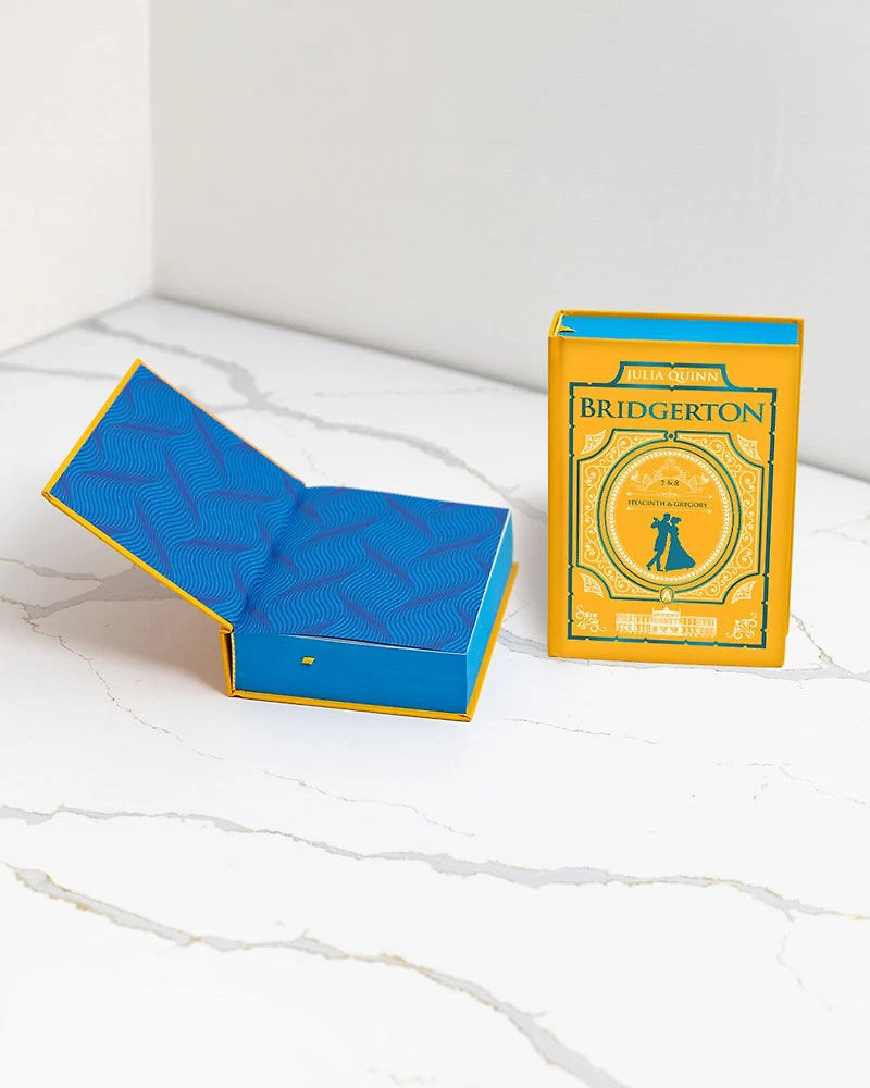 It's In His Kiss and On the Way to the Wedding: Bridgerton Collector's Edition - Édition anglaise