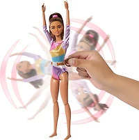 Barbie Coffret de jeu Gymnaste, poupée mode, brunette, 10accessoires