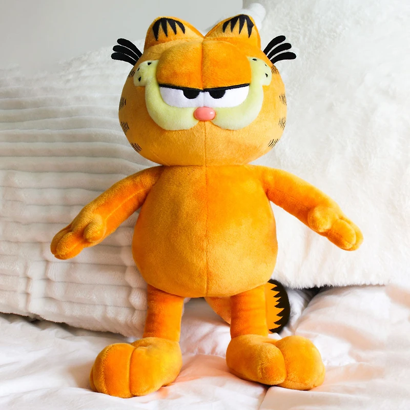 Garfield en peluche version classique- expression grognon - Moyen