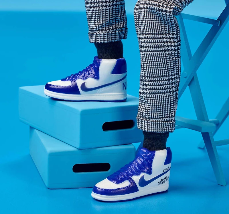 Barbie Signature Kenbassadors Poupée et acc. LeBron James