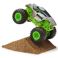 Monster Jam, Coffret débutant Monster Dirt Alien Invasion, avec 227 g de Monster Dirt et un monster truck officiel à l'échelle 1:64