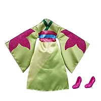 Disney Princess série Sois brillante, sois courageuse - Tenue mode de Mulan, robe verte et chaussures rouges, poupée mannequin Disney