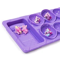 Hatchimals CollEGGtibles, Coffret Famille de licornes avec décor surprise, 10 personnages et 2 accessoires