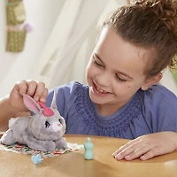 furReal Newborns, bébé lapin, peluche animatronique interactive, animal de compagnie électronique avec sons, yeux qui se ferment, dès 4 ans