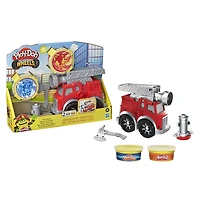 Play-Doh Wheels Fire Engine Playset with 2 Non-Toxic Modeling Compound Cans