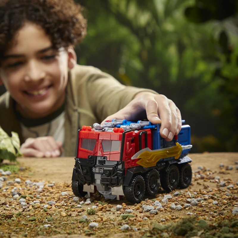 Transformers: Rise of the Beasts, figurine Beast-Mode Optimus Prime de 25 cm avec sons et lumières - Édition anglaise