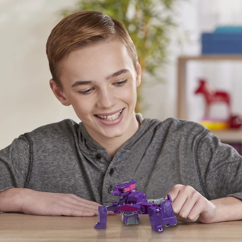 Transformers Dinobots Unite, figurine Shockwave Action Attackers