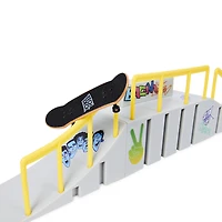 Tech Deck, Build-A-Park World Tour, Parc de Flamengo (Brésil), Coffret rampe avec fingerboard Signature - Édition anglaise