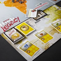Avalon Hill Risk Legacy, jeu de stratégie et de narration immersive