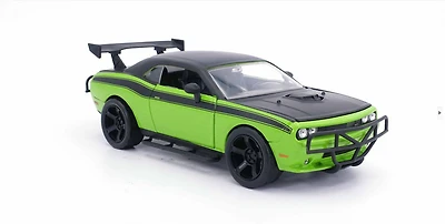 Fast & Furious 1:24 Dodge Challenger SRT8