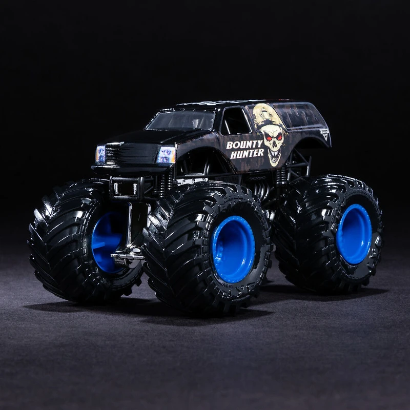 Monster Jam, Monster truck authentique Bounty Hunter en métal moulé à l'échelle 1:64, série Arena Favorites