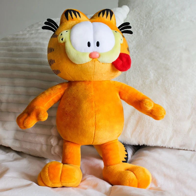 Garfield en peluche version classique- expression avec grimace - moyenne