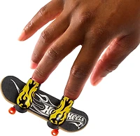 Hot Wheels Skate Tony Hawk Flame Thrower Board