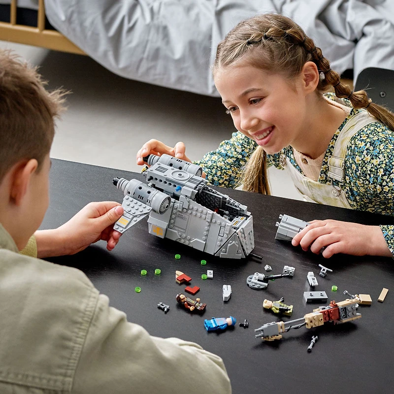 LEGO Star Wars Embuscade sur Ferrix 75338, Ensemble de construction (679 pièces)