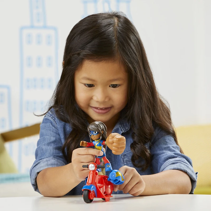 Marvel Spidey and His Amazing Friends, figurine Ms. Marvel et moto Embiggen