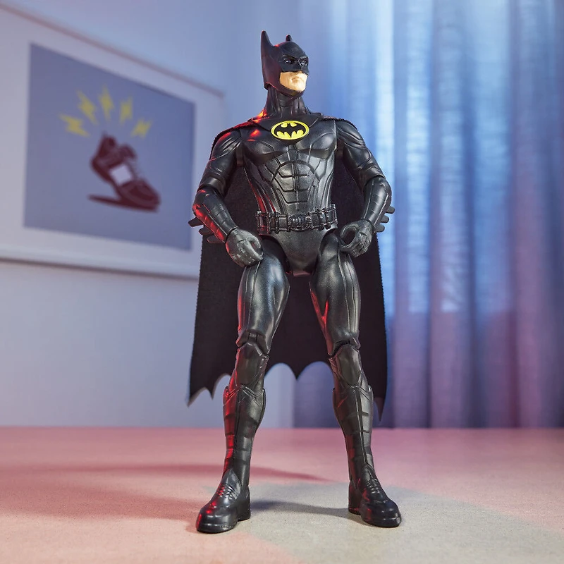 DC Comics, Figurine articulée Batman de 30,5 cm, objets à collectionner du film Flash