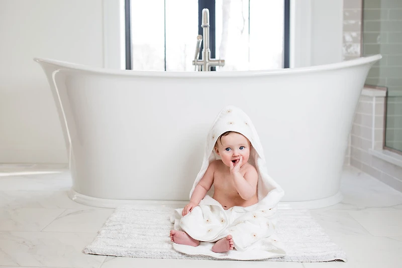 Lulujo - Serviette à capuche - Marguerites