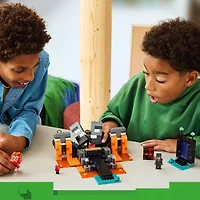 LEGO Minecraft La Bataille des Withers - Cadeau de Jeu de Simulation pour Joueur, Ensemble de Construction avec Jouet d'Établi 21590