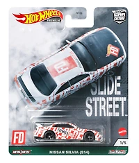 Hot Wheels Nissan Silvia (S14) Vehicle