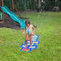 Little Tikes Animal Friends Hopscotch Sprinkler