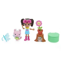 Gabby's Dollhouse, Coffret Flower-rific Garden avec 2 figurines jouets, 2 accessoires, boîte surprise et meuble