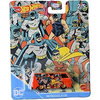 Hot Wheels - '66 Dodge A100 Culture pop - Véhicule à échelle 1:64