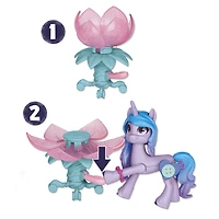 My Little Pony : Marquons les esprits, Izzy Moonbow L'heure du thé avec 20 accessoires et décor - Notre exclusivité