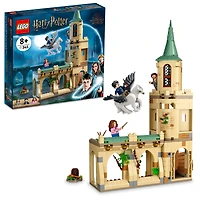 LEGO Harry Potter Hogwarts Courtyard: Sirius's Rescue 76401 Building Kit (345 Pcs)