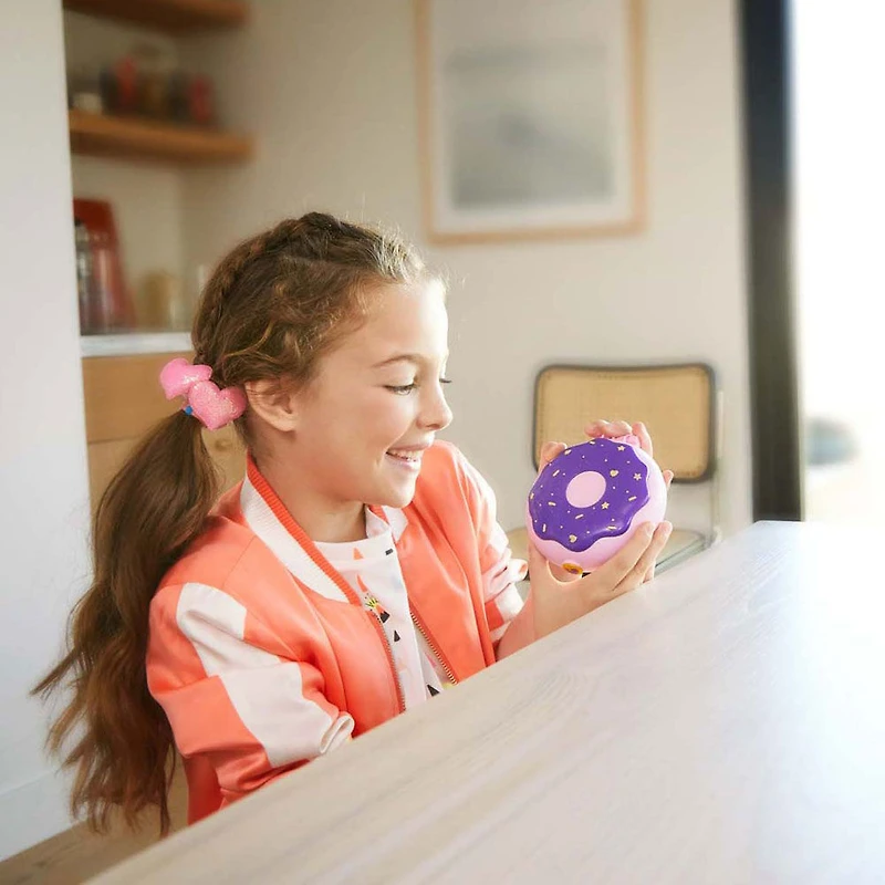 Polly Pocket Donut Pajama Party