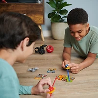 Bakugan, Special Attack Flame, figurine articulée personnalisable rotative et cartes à collectionner