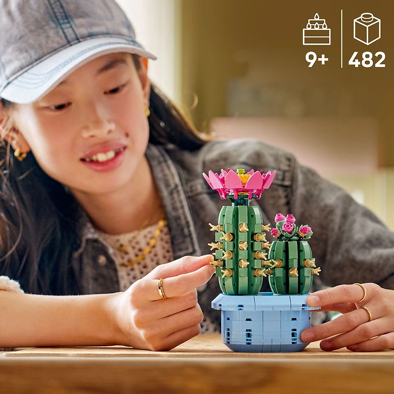 LEGO Botanicals Le Cactus en Fleurs, Décoration Végétale, Jeu de Construction pour les Enfants de 9 Ans et Plus 11509