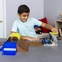 Monster Jam, Coffret Champ Ramp Freestyle officiel avec monster truck exclusif Son-uva Digger en métal moulé à l'échelle 1:64