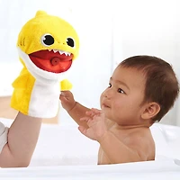 Marionnettes jet d'eau-bébé requin