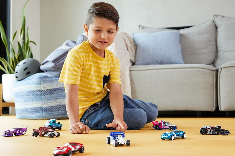 Hot Wheels 2 Véhicules à Rétrofriction Coffret échelle 1/43