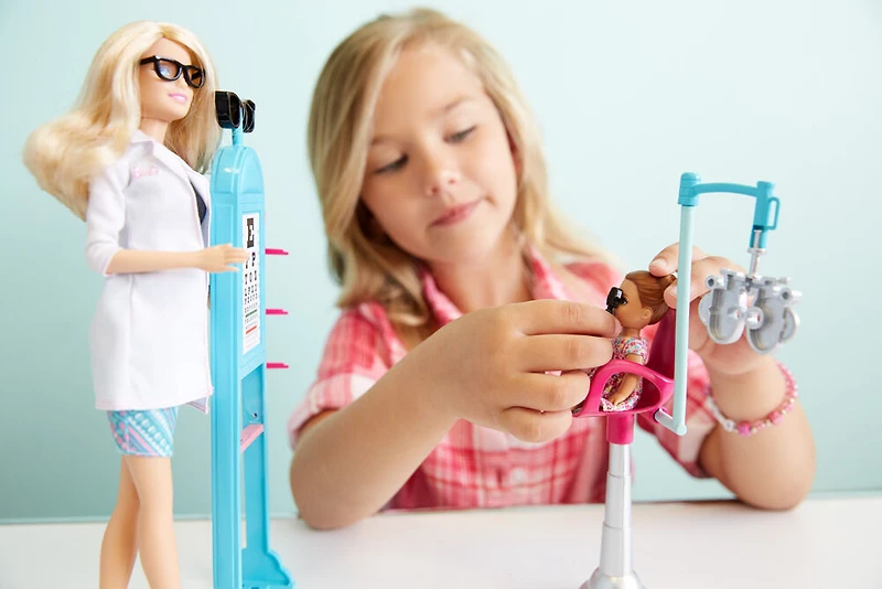 Barbie Carrières - Coffret de jeu Ophtalmologiste.