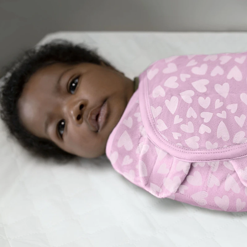 Velboa - Coeurs Roses 2PK P/M 0-3M de SwaddleMe By Ingenuity