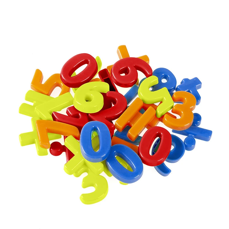 GROWN UP- Letters, Chiffres Et Symboles Majuscules Magnetiques